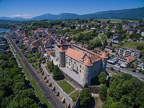 Panorama naselja i zamka