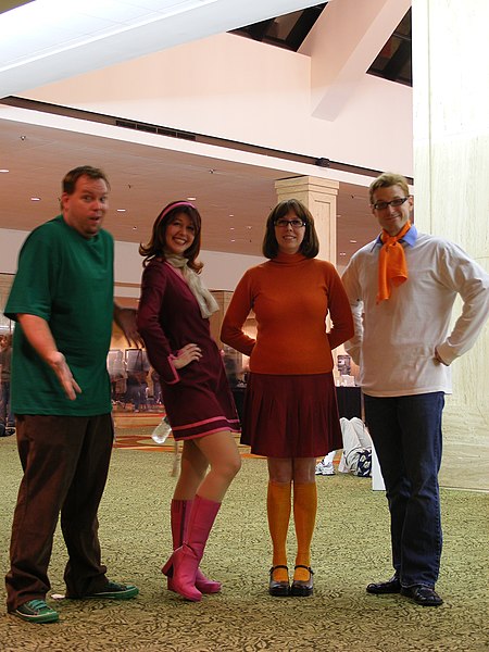 File:Cosplay - AWA15 - Norville "Shaggy" Rogers, Daphne Blake, Velma Dinkley and Fred "Freddie" Jones (3981677511).jpg