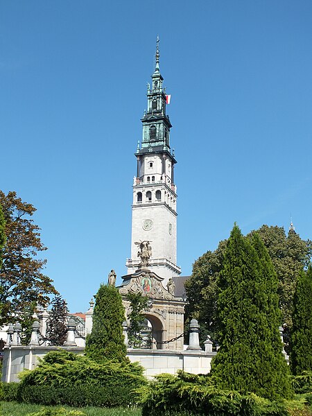 File:Częstochowa, Jasna Góra, wieża bazyliki , brama Lubomirskich - DSCF7204.jpg