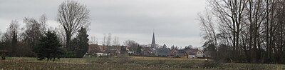 Miniatuur voor Bestand:De Sint-Medarduskerk gezien vanuit de Saluinstraat - Ursel.jpg