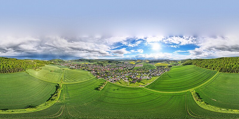 File:Delligsen Steinberg 360-Grad Panorama 6.jpg