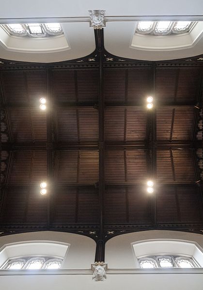 File:Derry St Columb's Cathedral Ceiling 2013 09 17.jpg