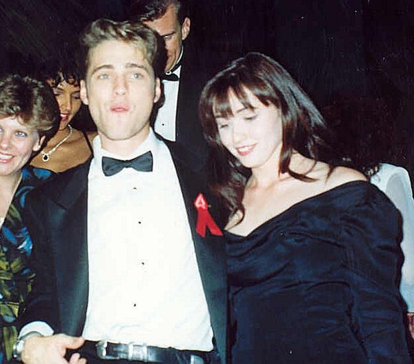 Priestley with Shannen Doherty at the Governor's Ball following the 43rd Annual Emmy Awards, August 1991