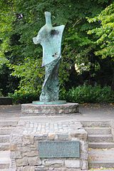 Standing Figure: Knife Edge, St Stephen's Green, Dublin