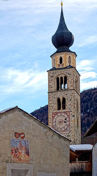 File:Ein Spaziergang durch Glurns in Südtirol. 04.jpg