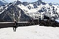 Эльбрус, «Мир станцияһы — Ғара-Баши станцияһы» канат юлының өсөнсө сираты (3850 м)