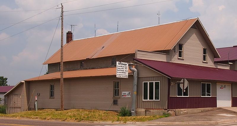 File:Esselman Brothers General Store.jpg