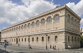 Façade principale de la bibliothèque Sainte-Geneviève. Place du Panthéon, Paris.