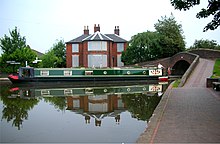 Fazeley Junction toll house and roving bridge over the Coventry Canal