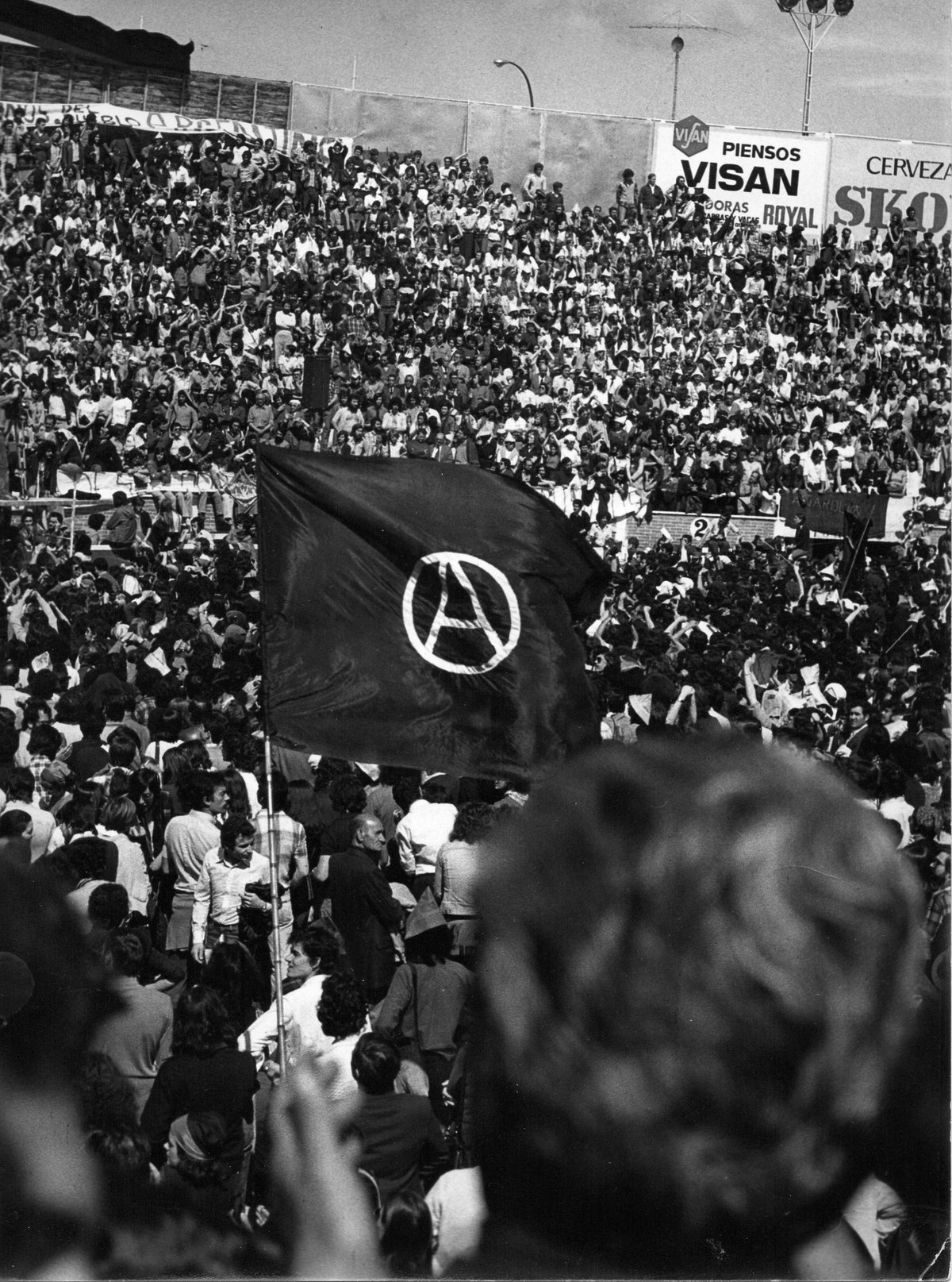 Gorrión Día Retrato Símbolos anarquistas - Wikipedia, la enciclopedia libre