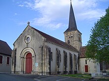 Ang Simbahan sa Fleury-Sur-Loire