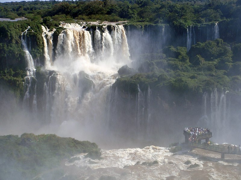 File:Foz de Iguaçu 09 2009 BR 7164.jpg