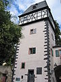 Ebben a toronyban élt és dolgozott Frankfurt am Mainban 1923 és 1927 között