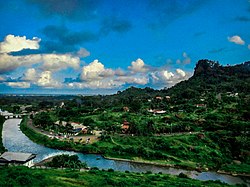 Pemukiman di Desa Tunjungseto, sebelah selatan Waduk Sempor