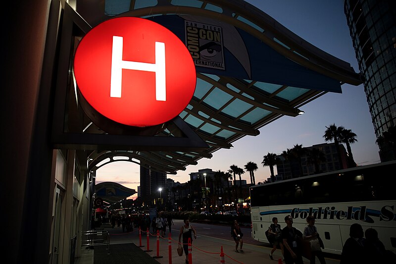 File:Hall H sign (35987335761).jpg