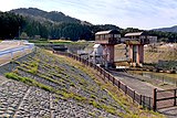 新々樋曽山隧道呑口と水門（2020年4月）