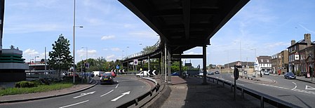 Hogarth roundabout 6890 2