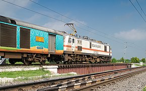 Humsafar Express TPTY JAMMU TAWI 02102019.jpg