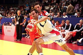 ISL - FRA (01) - Campeonato Europeo de Balonmano Masculino 2010.jpg