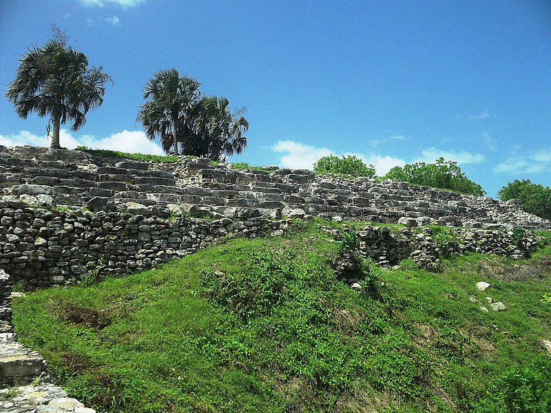 File:Izamal, Yucatán (47).jpg