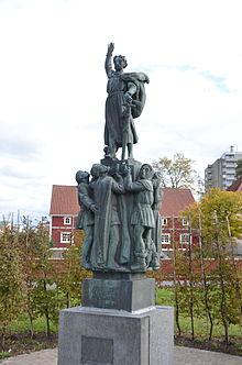 Fil:John_Lundkvist_Junebäcksmonumentet_01.JPG