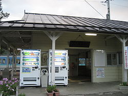 稲荷山駅 Wikipedia