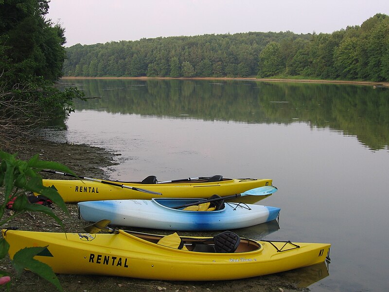 File:Kayaking on codorus.jpg