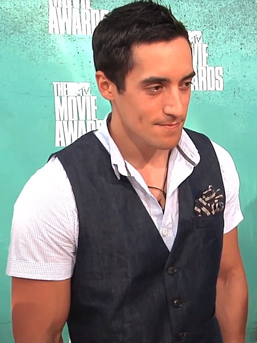 Keahu Kahuanui at MTV Movie Awards 2012