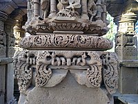 Pillar detail