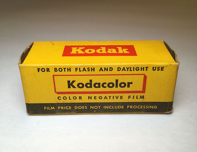 File:Kodacolor 120 1957 Film.jpg