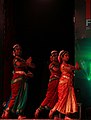 Kuchipudi_dance_performance_by_Guru_Raja,_Radha_and_Kaushalya_Reddy's_disciples_at_Youth_Festival_2012_IMG_4682_01