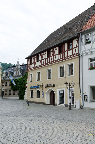 File:Kulmbach, Marktplatz 13-002.jpg