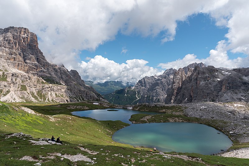 File:Laghi dei Piani - Dolomiti di Sesto - Parco Naturale Tre Cime.jpg