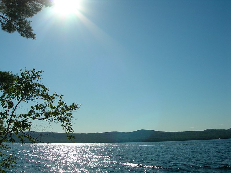 File:Lakegeorge.JPG