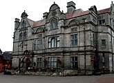 Late Victorian Guildhall in Oswestry (geograph 4172721).jpg