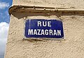 Plaque de la rue Mazagran, en mai 2019.