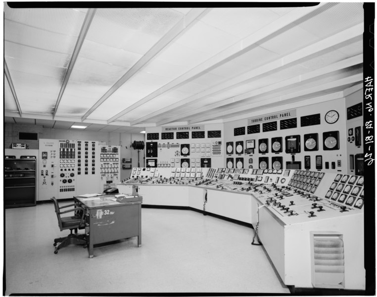 File:MAIN CONTROL ROOM (LOCATION Q), LOOKING SOUTH - Shippingport Atomic Power Station, On Ohio River, 25 miles Northwest of Pittsburgh, Shippingport, Beaver County, PA HAER PA,4-SHIP,1-26.tif