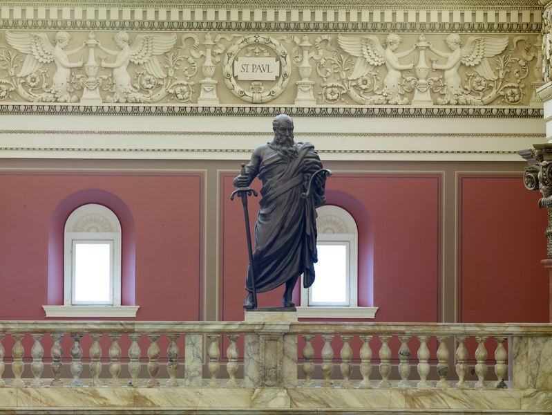 File:Main Reading Room. Portrait statue of St. Paul along the balustrade. Library of Congress Thomas Jefferson Building, Washington, D.C. LCCN2007684403.tif