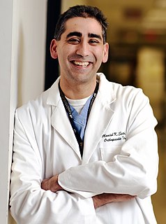 Manny Sethi Indian-American physician (born 1978)