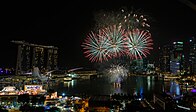 File: Marina-Bay Singapore Firework-launching-CNY-2015-03.jpg