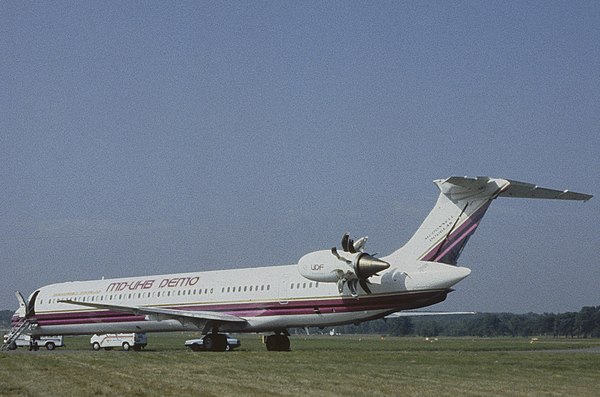 An MD-81 testbed for propfan engines at Farnborough Airshow 1988