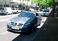 File:Mercedes SLK (R171) mit Scherentüren.jpg - Wikimedia Commons