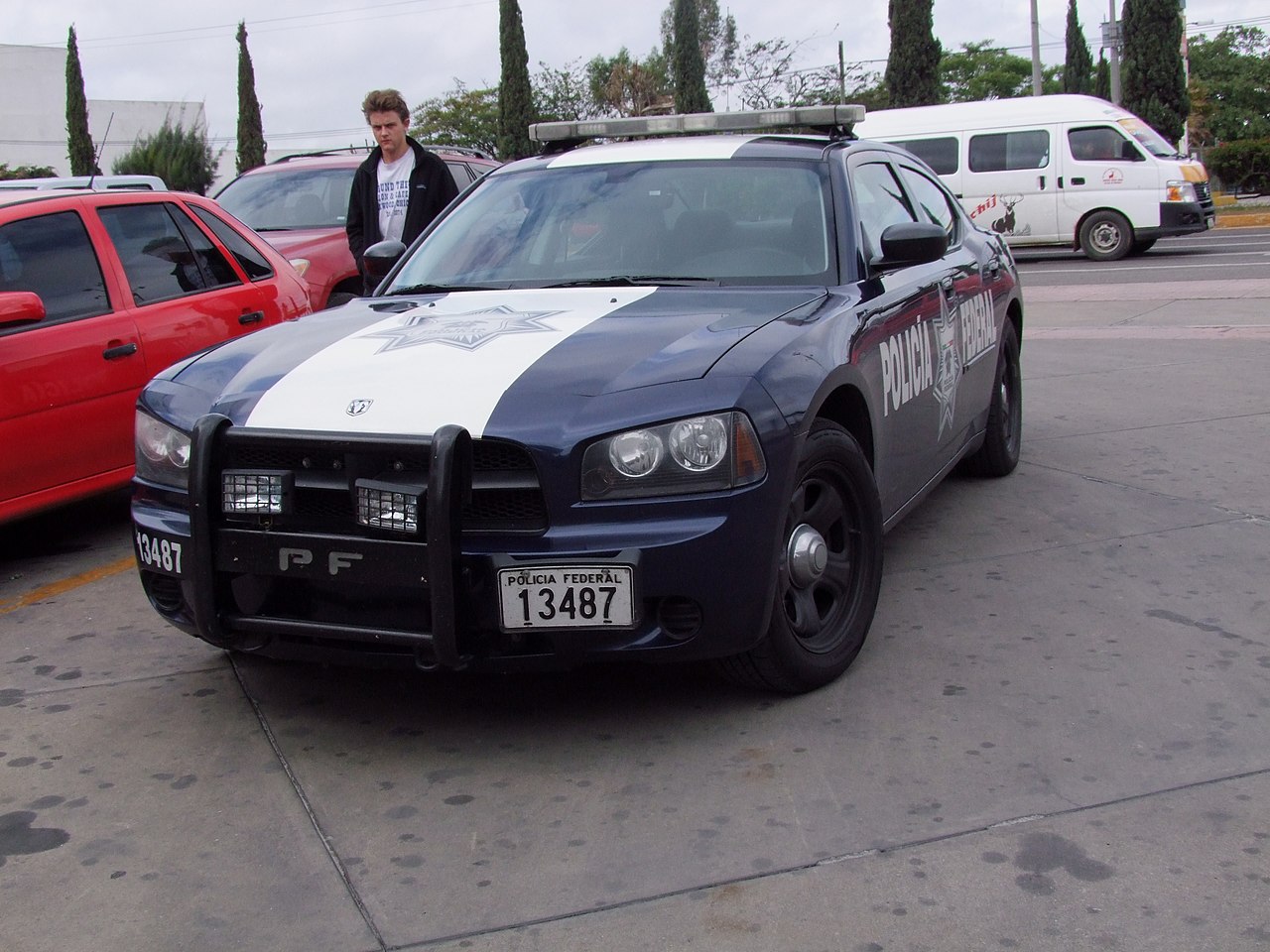 File:Mexican Federal Police Dodge Charger  - Wikimedia Commons