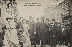 Mi-Carême à Paris 1910 - La Reine des Reines et le Comité - Carte postale.jpg