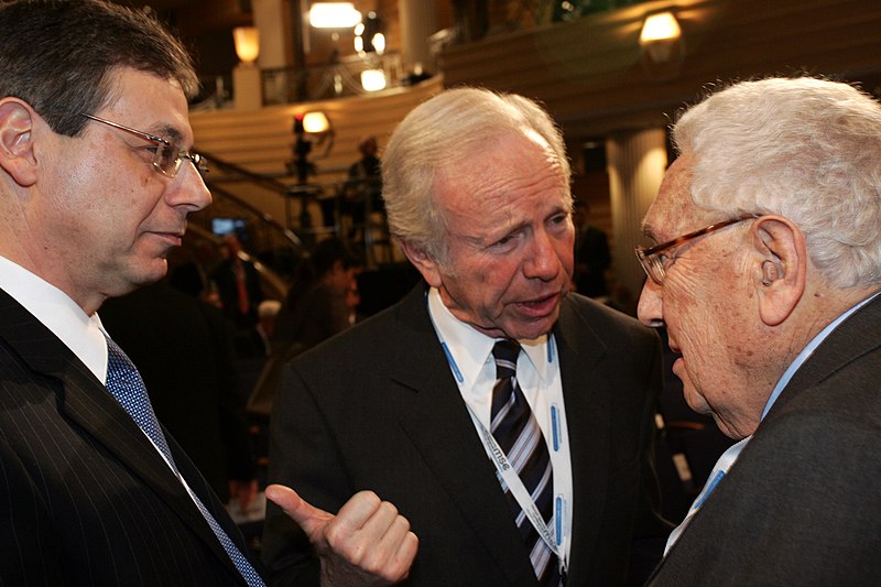 File:Munich Security Conference 2010 - Moe010 Ayalon Liebermann Kissinger.jpg
