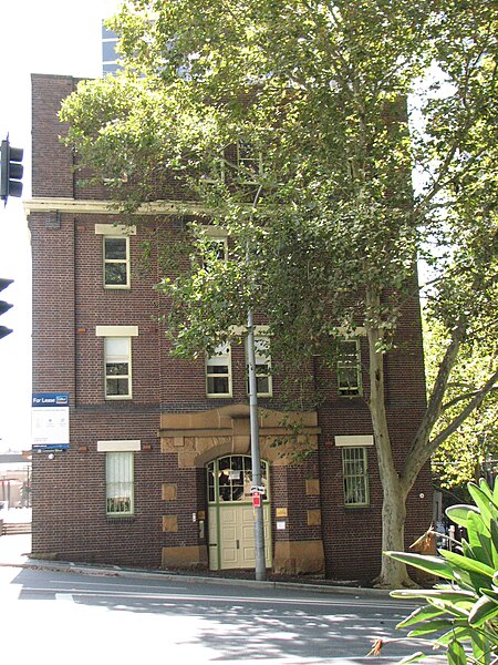 File:NSW Housing Board Building, Grosvenor Street, The Rocks.jpg