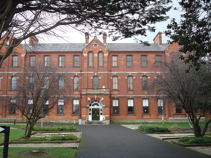 File:Our Lady of Mercy College, Carysfort.JPG