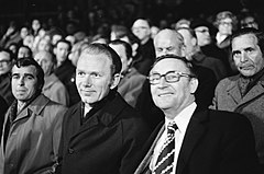 Валерий Лобановский в Эйндховене в 1975 году вместе с руководителем ПСВ Беном ван Гельде