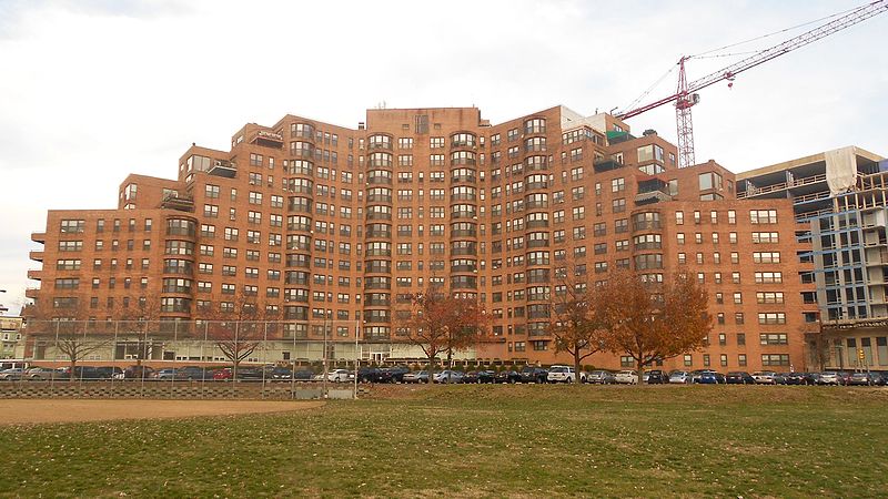 File:Parkway House Philly 3.jpg