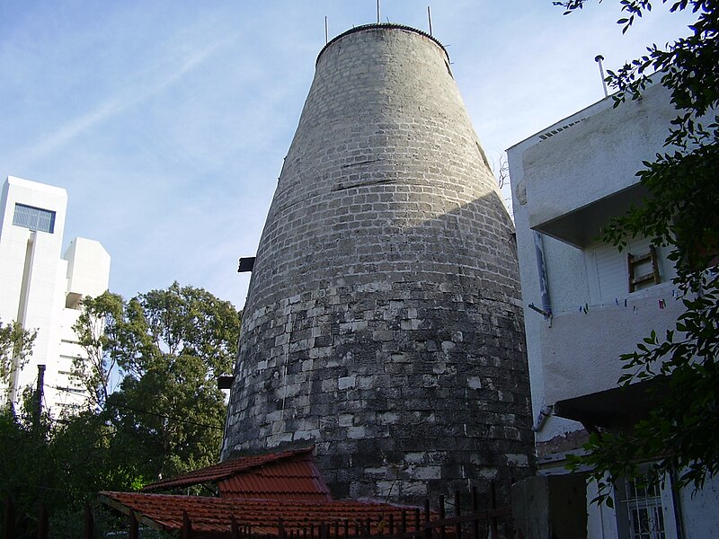 File:PikiWiki Israel 6662 windmill in bat-galim.jpg